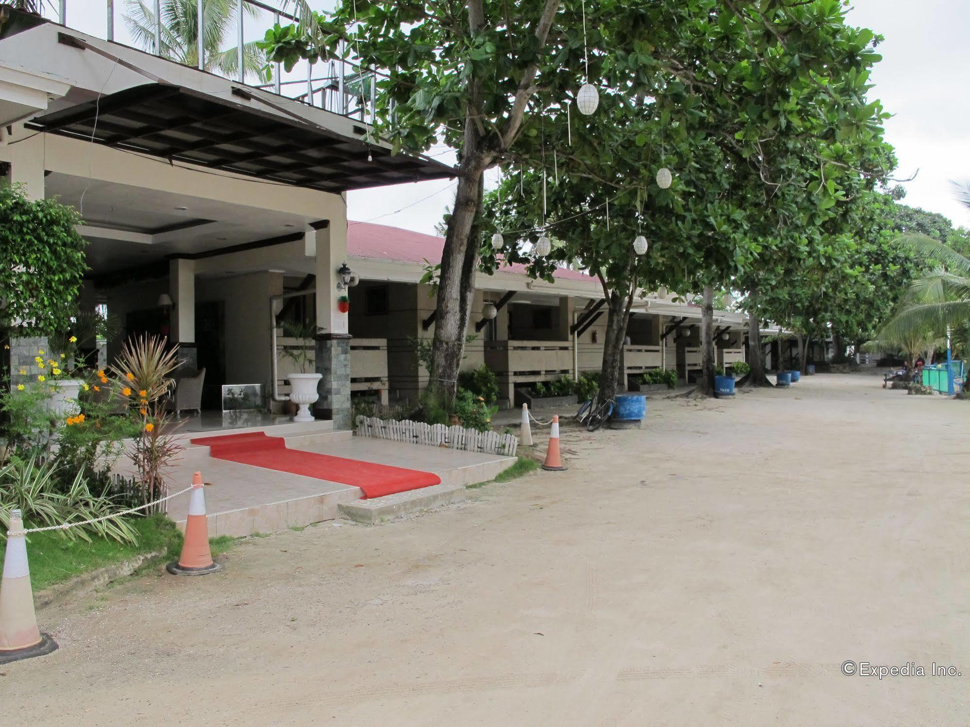 Bluefins Resort Đảo Mactan Ngoại thất bức ảnh